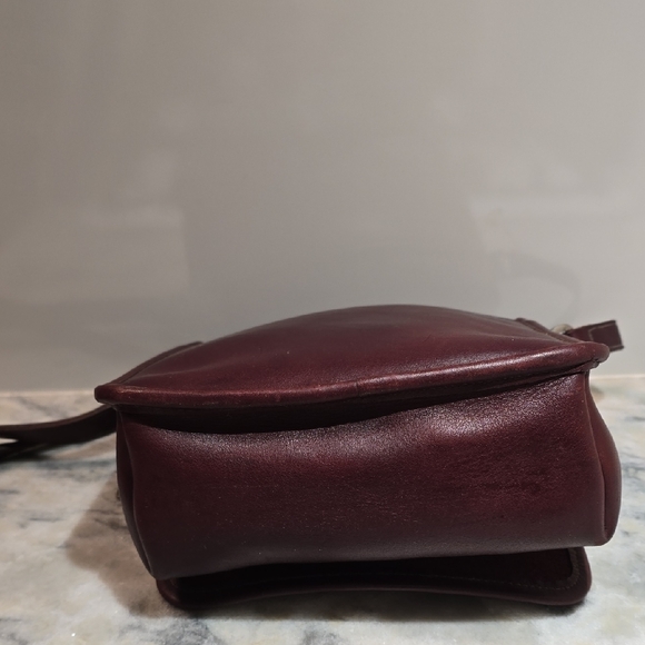 Coach Rich Dark Brown Vintage Leather Shoulder/Crossbody Bag - Picture 5 of 15